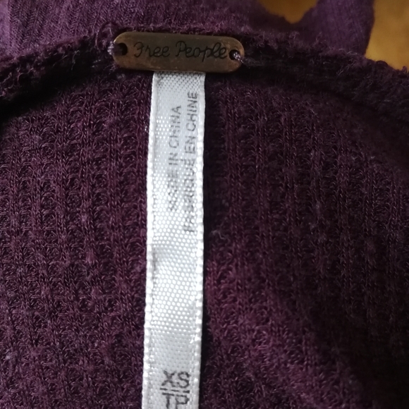 Free People Benedict Canyon purple henley long top - Picture 2 of 4